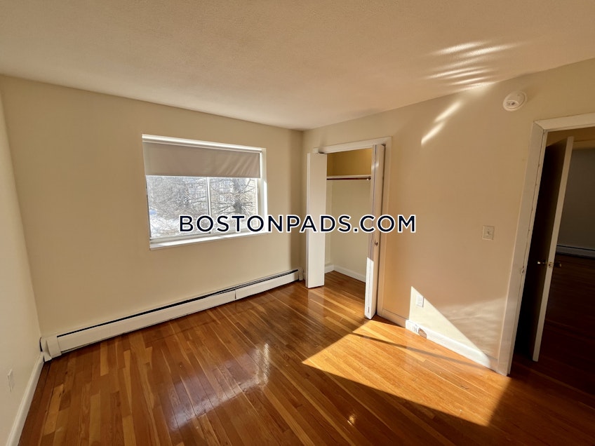 Boston - $3,200+ /month