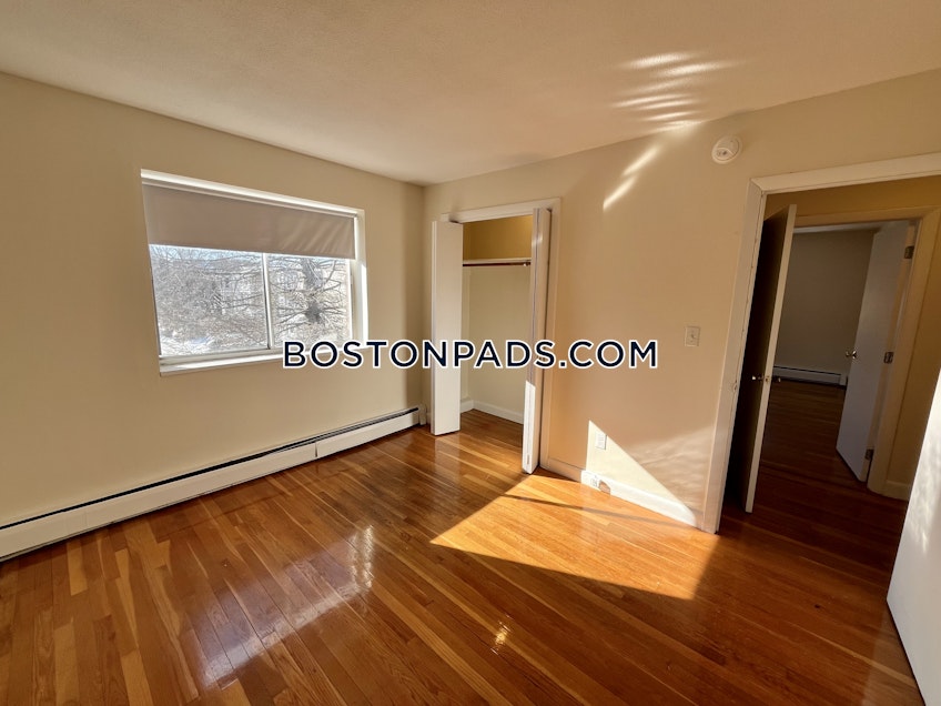 Boston - $3,200+ /month