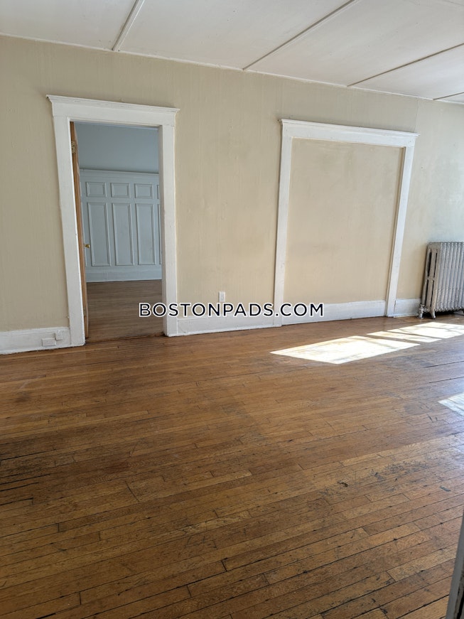 Boston - $4,200+ /mo