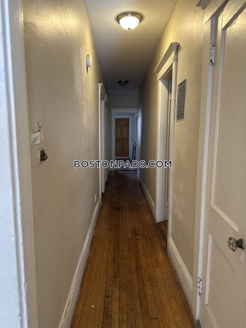 Boston - $4,200+ /month