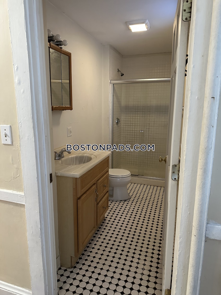Boston - $4,200+ /month