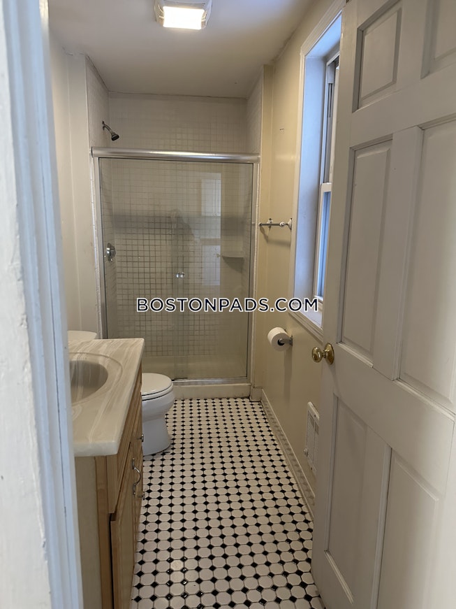 Boston - $4,200+ /mo