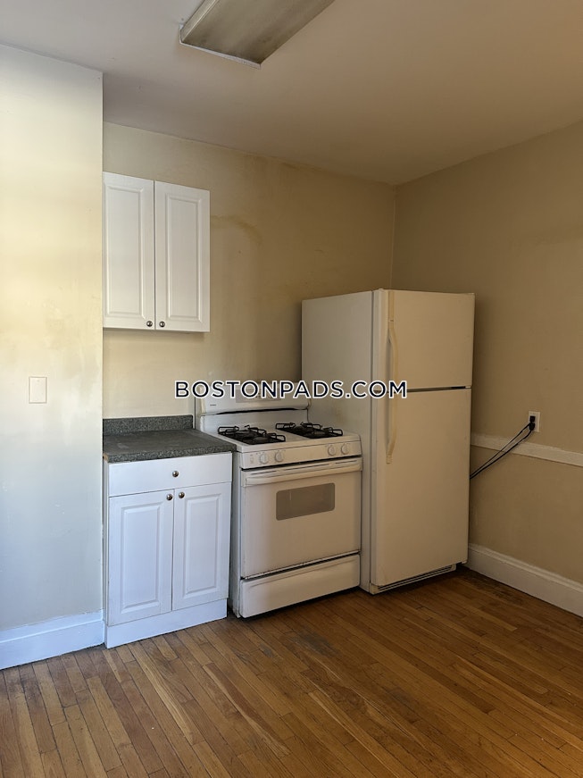 Boston - $4,200+ /mo