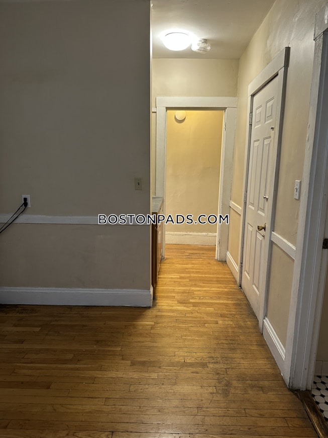 Boston - $4,200+ /mo