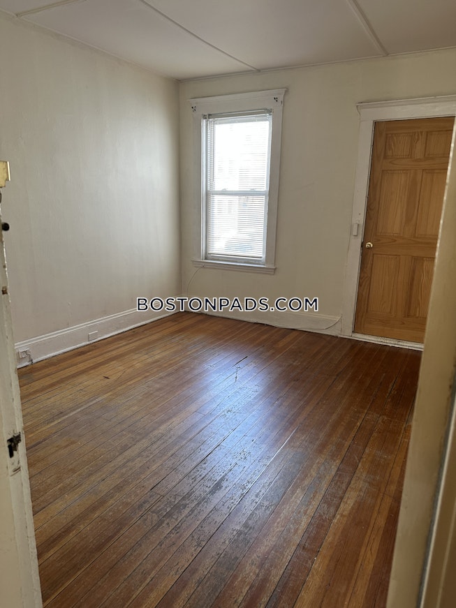 Boston - $4,200+ /mo
