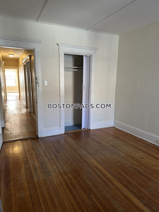 Boston - $4,200+ /mo
