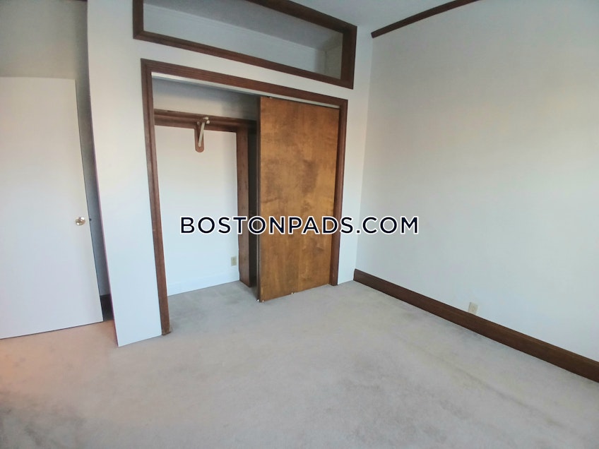 Boston - $2,700+ /month