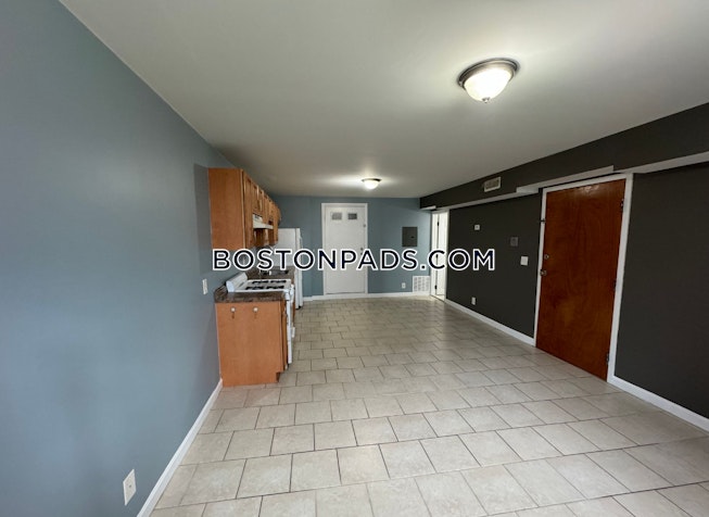 Boston - $1,900+ /mo