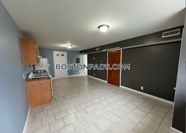 Boston - $1,900+ /mo