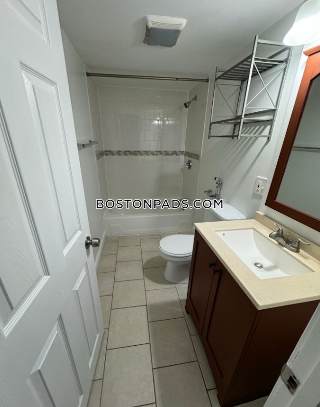 Boston - $1,900+ /mo