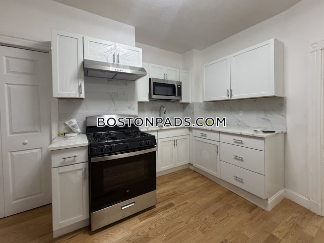 Boston - $3,300+ /mo