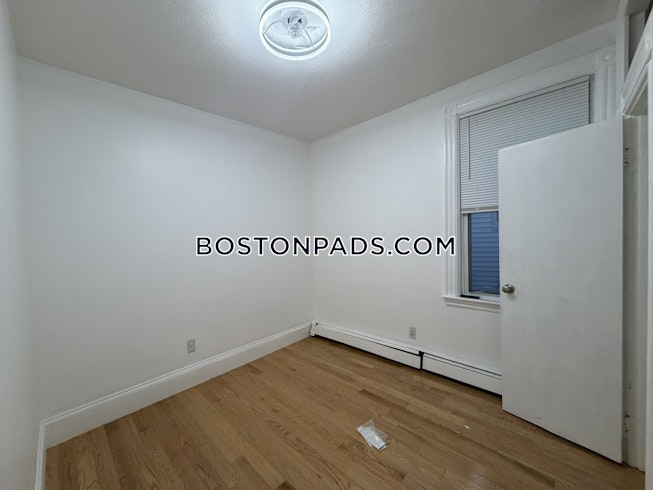Boston - $3,300+ /mo