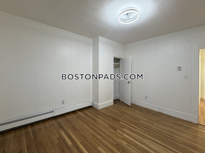 Boston - $3,300+ /mo