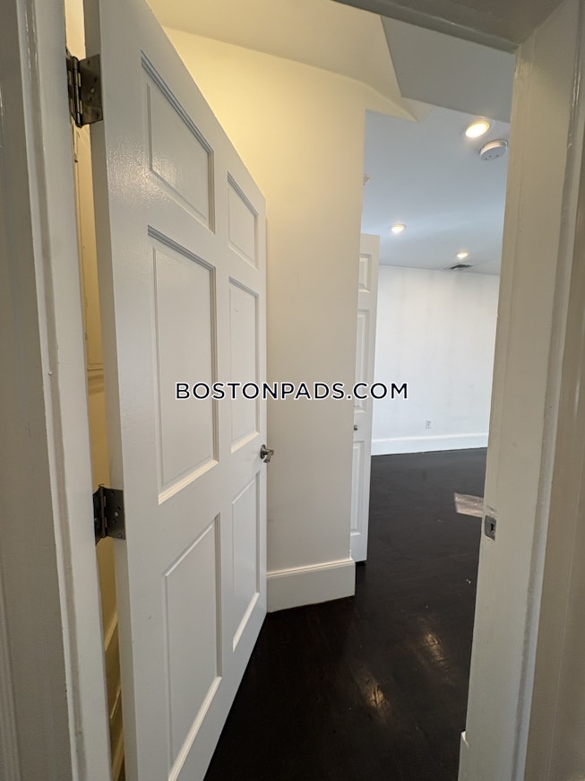 Brookline - $4,300+ /mo