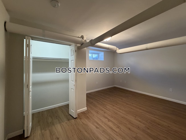 Boston - $5,300+ /mo