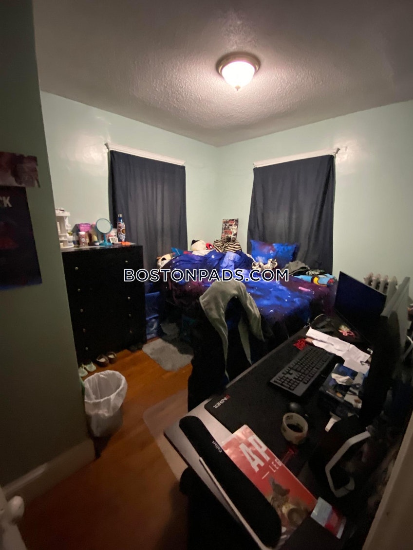 Boston - $4,300+ /month