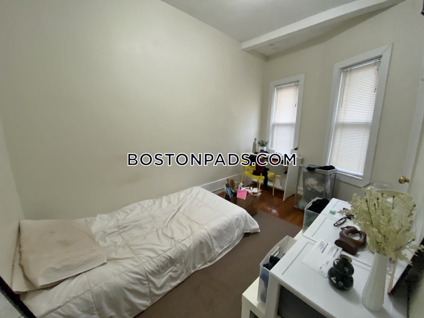 Brookline - $5,300+ /month