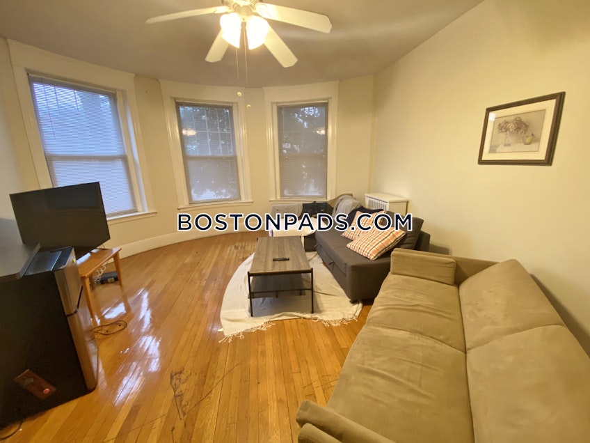Brookline - $4,600+ /month
