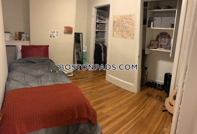 Boston - $4,725+ /mo