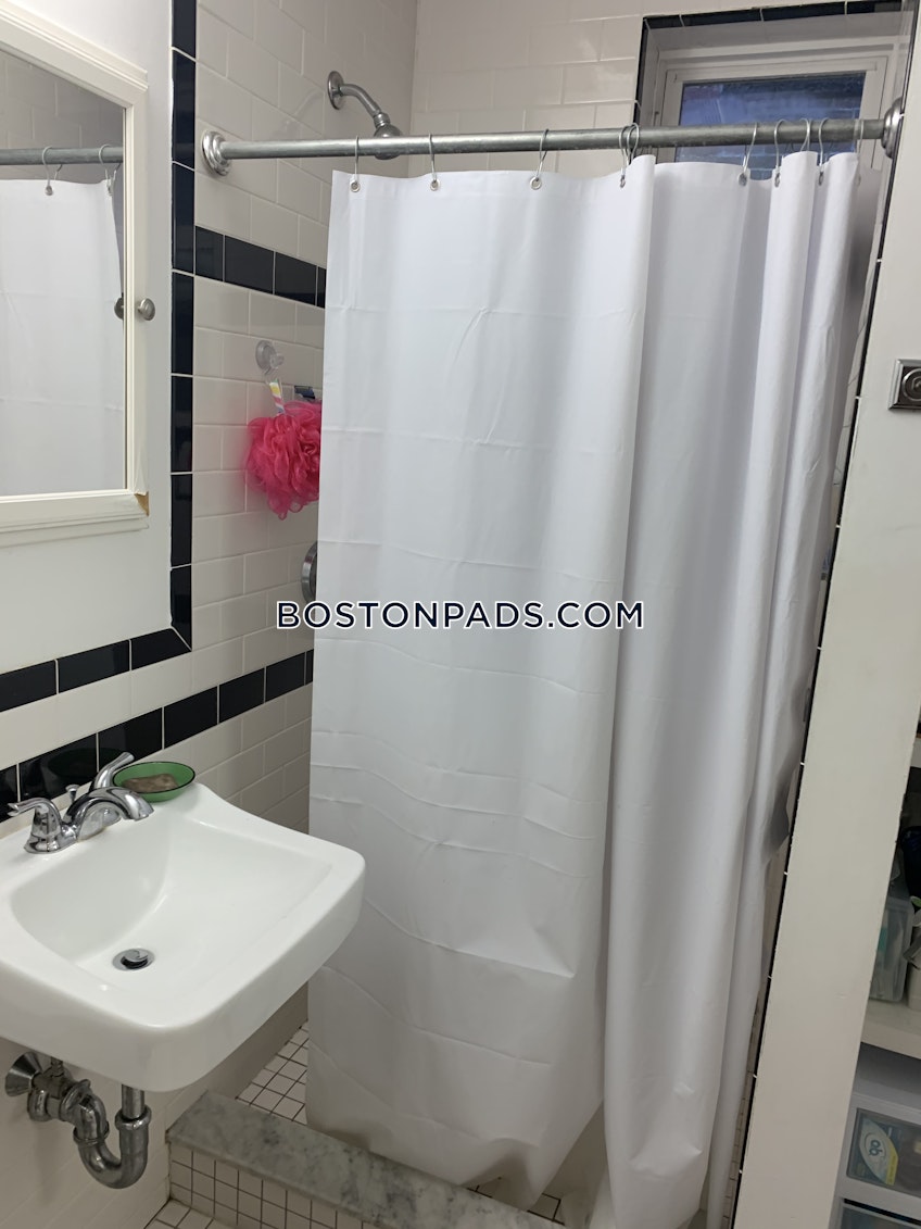 Boston - $4,725+ /month