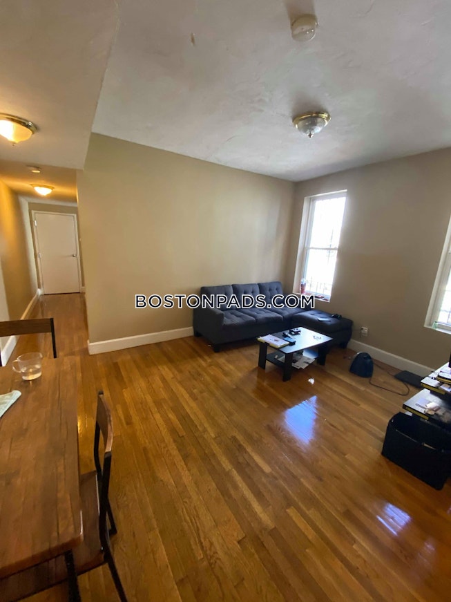 Boston - $4,260+ /mo