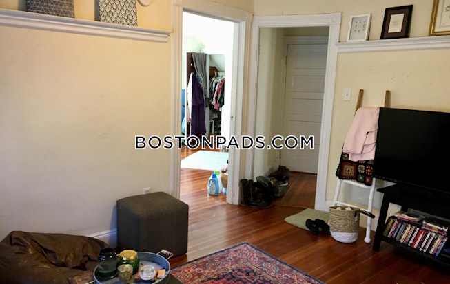 Boston - $2,895+ /mo