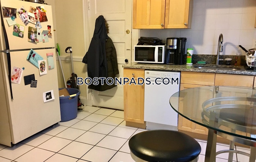 Boston - $2,895+ /month