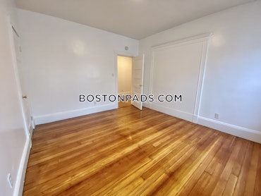 Boston - 4 Beds, 2 Baths