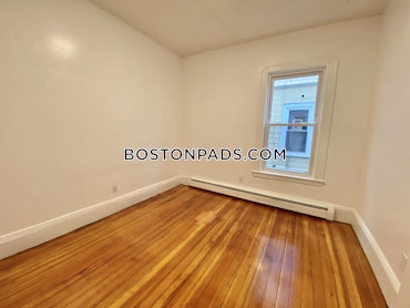 Boston - 4 Beds, 2 Baths