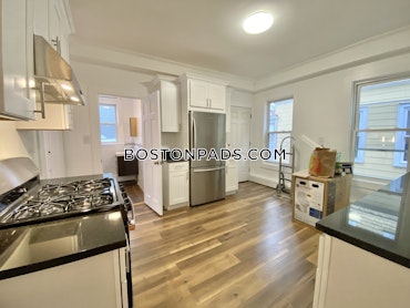 Boston - 4 Beds, 2 Baths