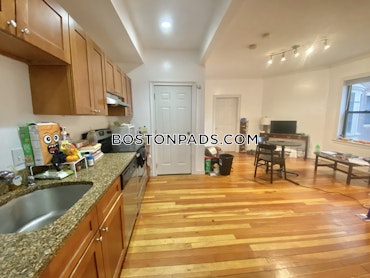 Boston - 2 Beds, 1 Baths