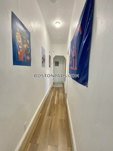 Boston - 2 Beds, 1 Baths