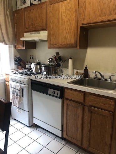 Boston - 2 Beds, 1 Baths