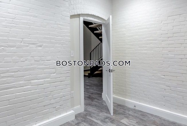 Boston - $5,550+ /mo