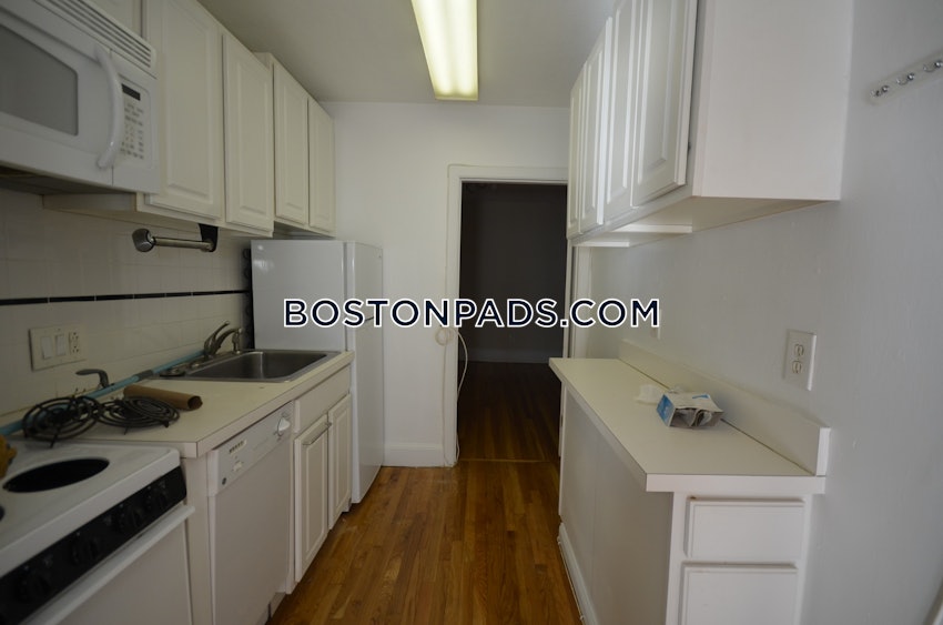 BOSTON - NORTHEASTERN/SYMPHONY - 2 Beds, 1 Bath - Image 3