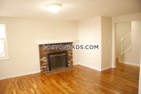 Dragon Court Circle Woburn photo 10