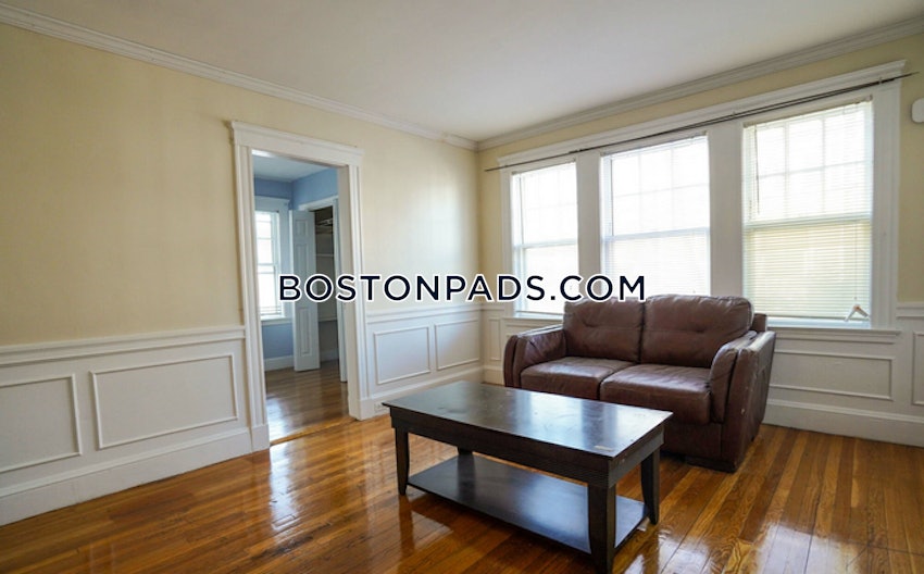 BOSTON - BRIGHTON - OAK SQUARE - 3 Beds, 1 Bath - Image 10