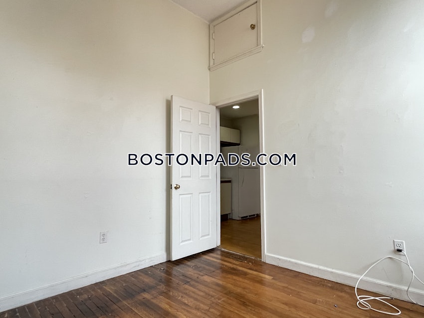 BOSTON - SOUTH END - 2 Beds, 1 Bath - Image 11