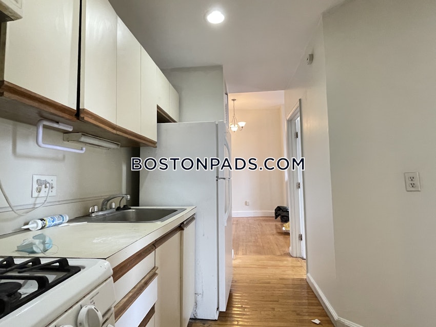 BOSTON - SOUTH END - 2 Beds, 1 Bath - Image 3