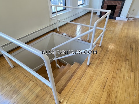 Shawmut Ave. Boston photo 12