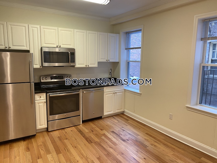 CAMBRIDGE - HARVARD SQUARE - 2 Beds, 1 Bath - Image 10