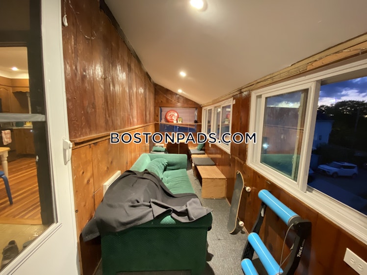 Bowdoin St., Medford