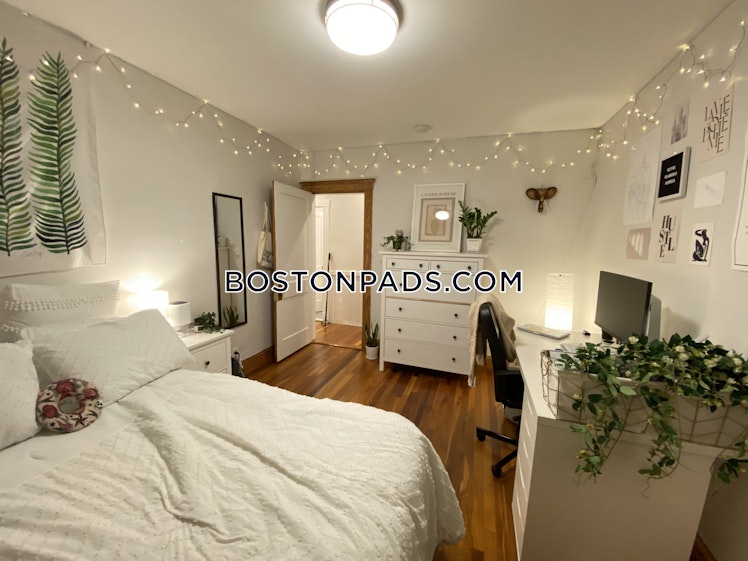 Bowdoin St., Medford