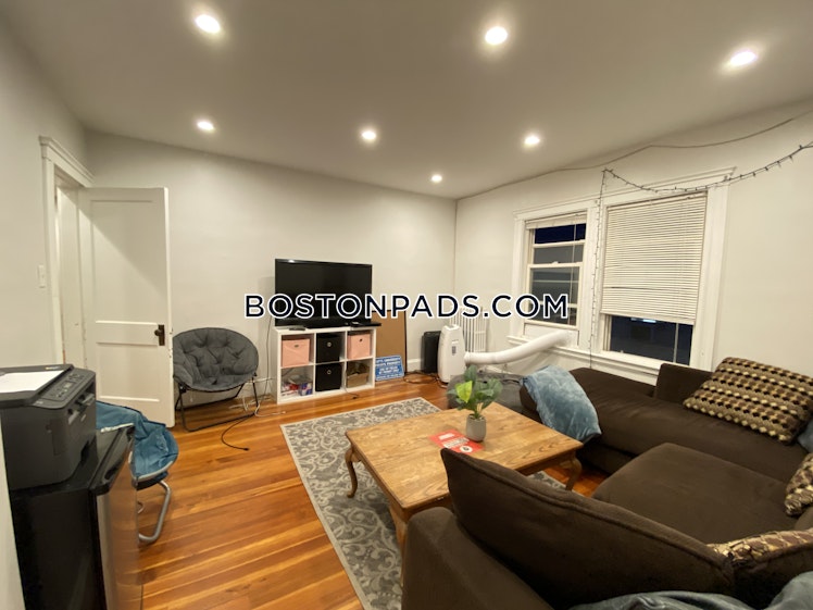 Bowdoin St., Medford