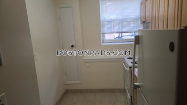 Boston - 1 Beds, 1 Baths