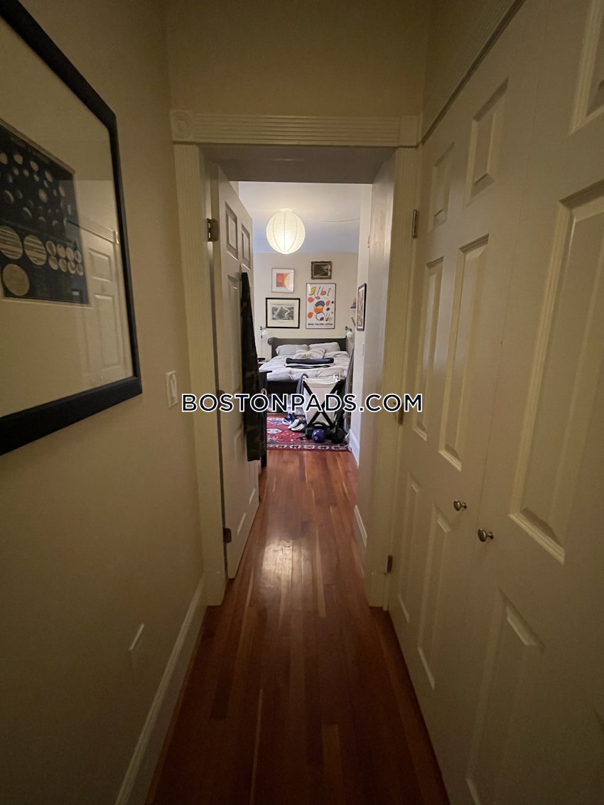 BOSTON - BEACON HILL - 2 Beds, 2 Baths - Image 9