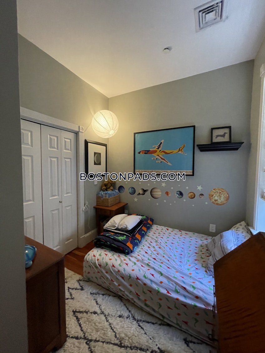 BOSTON - BEACON HILL - 2 Beds, 2 Baths - Image 2