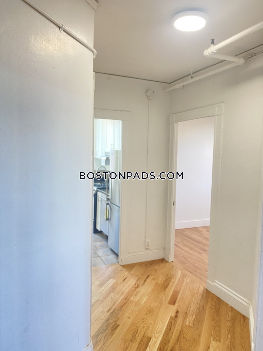 BOSTON - NORTHEASTERN/SYMPHONY - 3 Beds, 1 Bath - Image 15