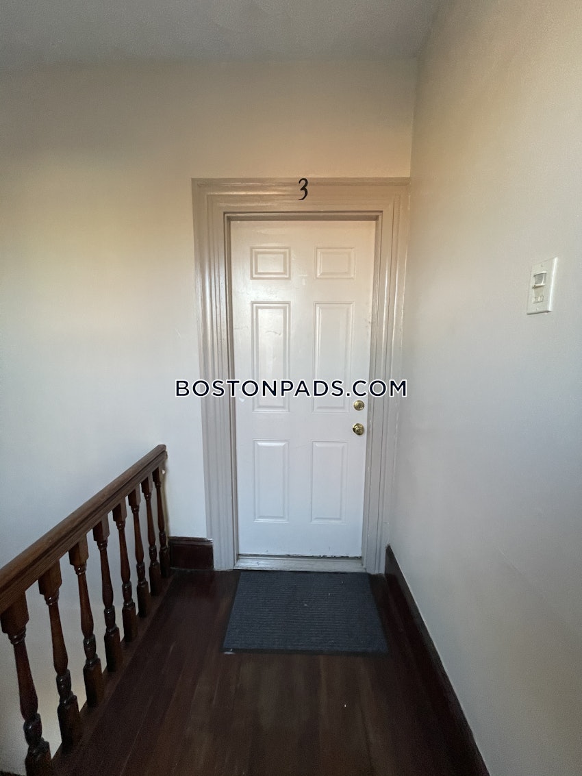 BOSTON - DORCHESTER - UPHAMS CORNER - 4 Beds, 2 Baths - Image 23