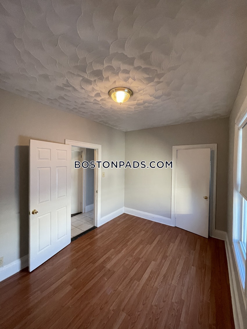 BOSTON - DORCHESTER - UPHAMS CORNER - 4 Beds, 2 Baths - Image 2